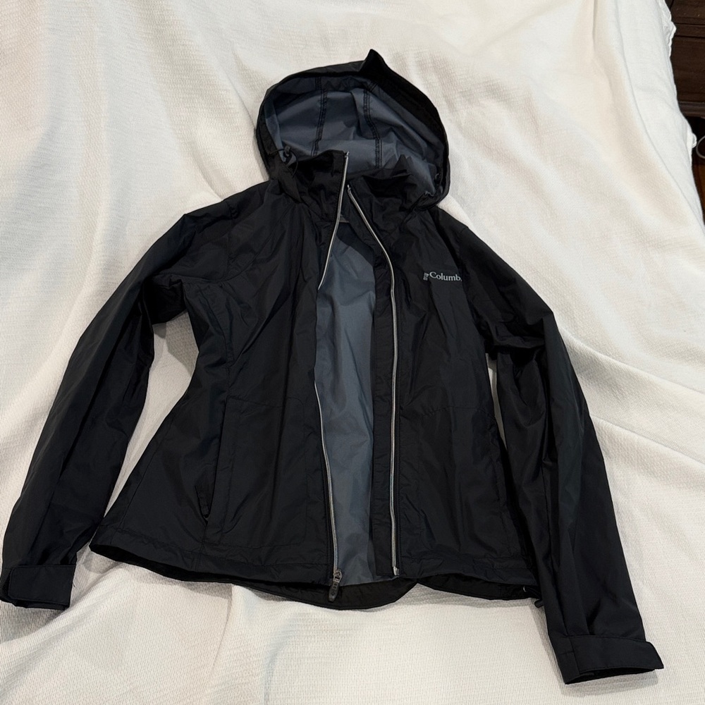 Columbia Women's Black Hooded Rain Jacket